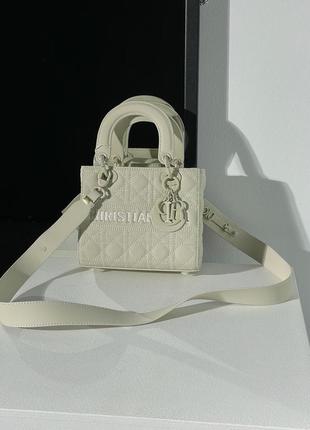 Жіноча сумка christian dior latte ultramatte cannage calfskin mini lady dior beige3 фото