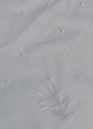 Весільна фата з перлинами та листочками