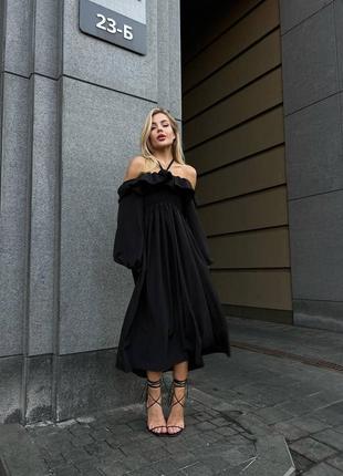 Шикарное летнее длинное платье черная с открытыми плечами5 фото