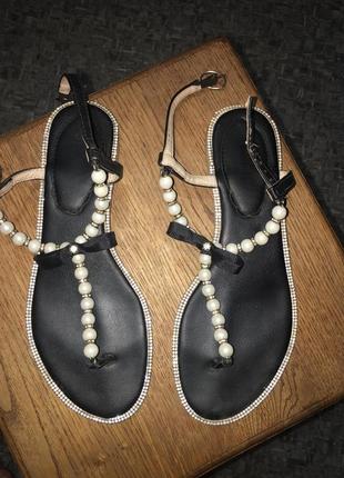 Босоніжки, сандалі 37, намистинки перли