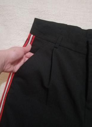 Штаны брюки классические прямые чёрные женские с лампасами3 фото