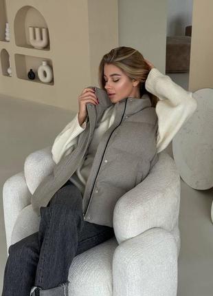 Ідеальна кашемірова жилетка в стилі old money