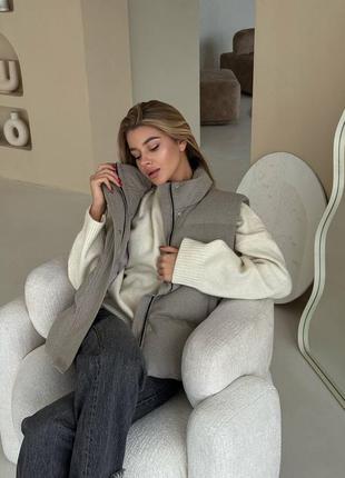 Ідеальна кашемірова жилетка в стилі old money