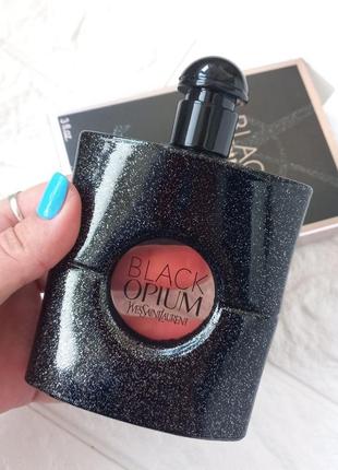 Женская парфюмированная вода black opium от yves saint laurent 90 мл