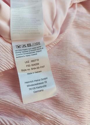 Красивейшее нарядное нежно-розовое платье из ткани с жатым эффетом9 фото