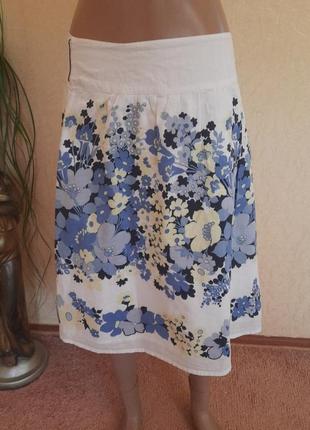 Чудова сорочка спідниця в квітковий принт.