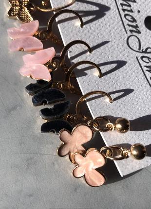 Набір сережок сережки метелики підвіски висячі рожеві чорні під камінь золотисті жіночі дитячі3 фото