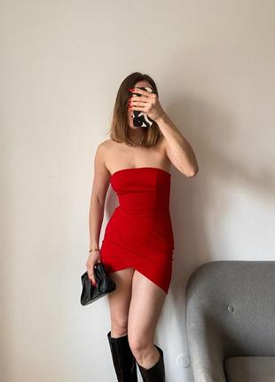 Коктейльное платье мини красного цвета2 фото