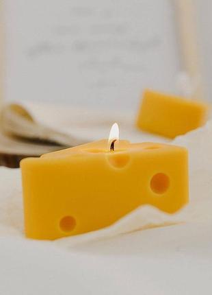 Аромасвічка у вигляді сиру