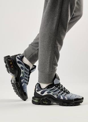 Мужские кроссовки nike air max plus серые текстиль найк аир макс плюс осенние весенние (b)4 фото
