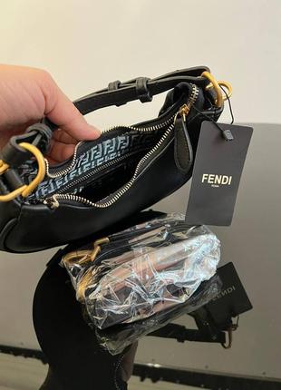 Женская сумка из эко-кожи fendi hobo фенди черная молодежная, брендовая сумка через плечо5 фото