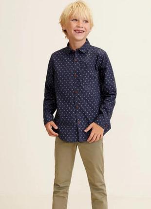Рубашка мальчику синяя в принт 6/7 лет от mango