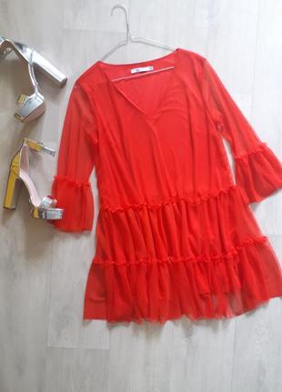 Плаття з фатіну