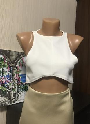 Базовый топ белый