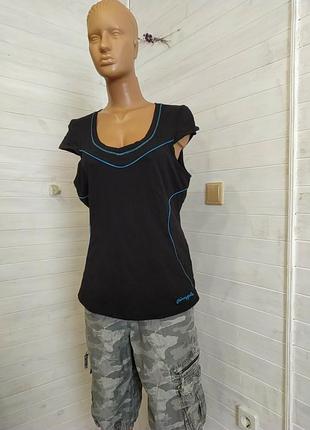 Футболка  красивая