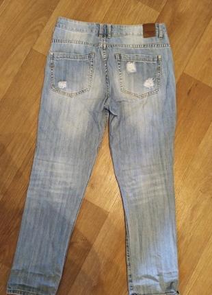 Стильные легкие котоновые рванные укороченные джинсы штаны голубые4 фото