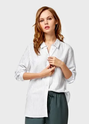 Стильна легка сорочка в смужку