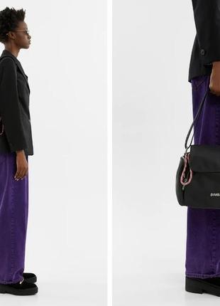 Черная нейлоновая средняя сумка крос боди надписями принтом спортивная женская bimba y lola3 фото