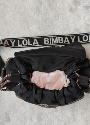 Черная нейлоновая средняя сумка крос боди надписями принтом спортивная женская bimba y lola9 фото