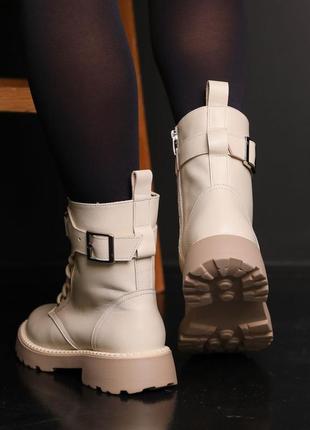 Ботинки кожаные с мехом бежевые6 фото