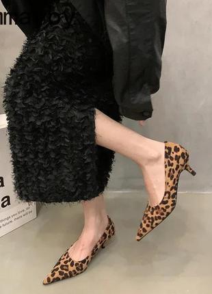 Леопардові туфлі принт леопард тренд 20242 фото