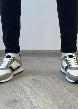 Кроссовки мужские 4