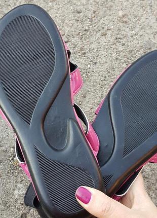 Босоніжки yate p.33,37 4