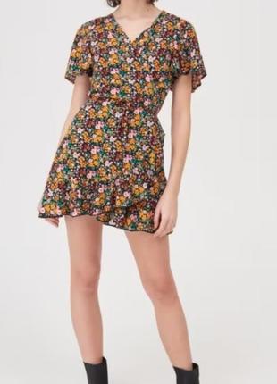 Плаття в принт квітки