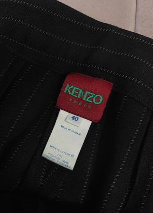 Жіночий костюм kenzo paris
оригінал6 фото