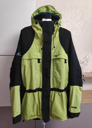 Вінтажна куртка nike acg heavyweight storm fit jacket
оригінал