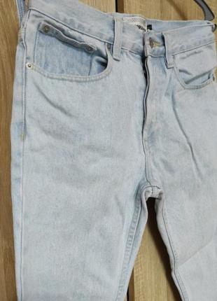 Светлые джинсы скинни размер xs-s