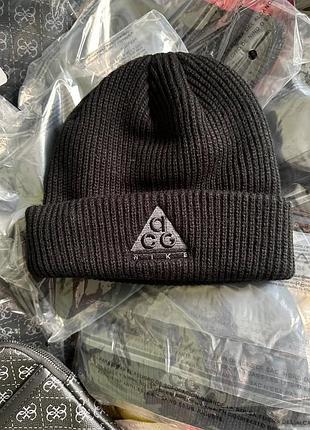 Шапки nike acg