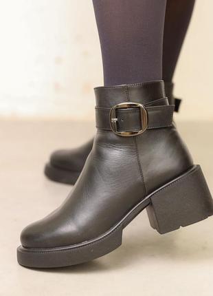 Ботинки кожаные с мехом черные4 фото