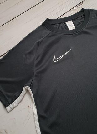 Мужская легкая спортивная футболка high nike dri fit slim fit / найк драй фит5 фото