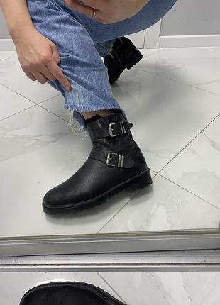 Стильные сапожки zara 39-40 р.