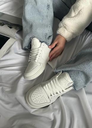 Жіночі кросівки nike jordan, білі кросівки, білі кеди