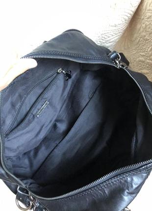 Бесподобная большая вместительная кожаная сумка, натуральная кожа, с длинным ремешком,3 фото