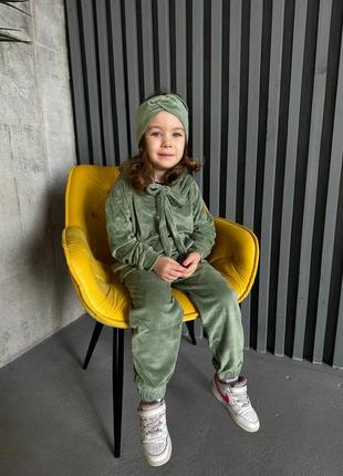 Дитячий костюм з велюру, пов'язка у подарунок ❤️  оливка5 фото