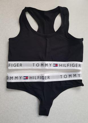 Набор  tommy hilfiger топ+стринги2 фото