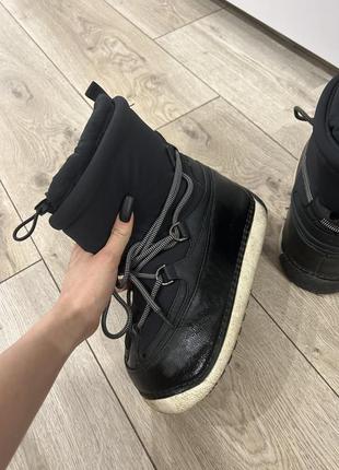 Чоботи zara