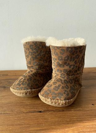 Теплые оригинальные угги ugg на ребенка девочку размер 18 12 см сапожки