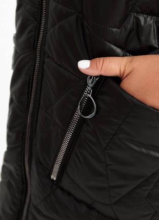 Женская удлиненная жилетка жилет миди безрукавка с капюшоном8 фото