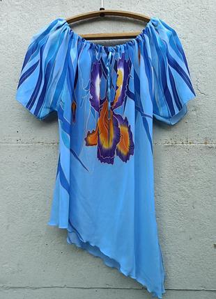 Легкая летняя блузка с асимметричным низом