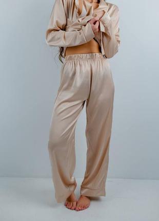 Костюм в піжамному стилі жіночий шовк армані шовковий сорочка рубашна на ґудзиках із поясом та штани брюки прямі широкі піжама домашній костюм5 фото