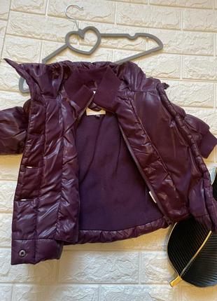 Красивая и тёпленькая фиолетовая курточка на весну для девочки 7-12 месяцев2 фото