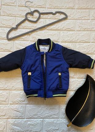 Куртка бомбер на новорожденного мальчика 0-3 месяца теплая стильная куртка