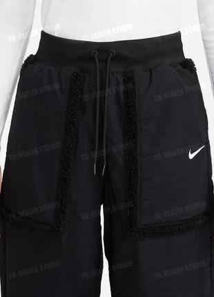 Женские нейлоновые штаны nike nsw essential woven sweatpants black плюшевые карманы5 фото