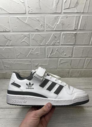 Кроссовки белые  adidas originals forum