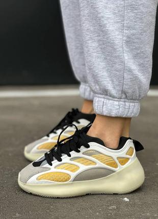 Женские кроссовки3 фото