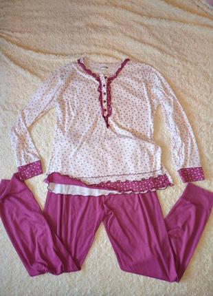 Комплект бело-розовой пижамы